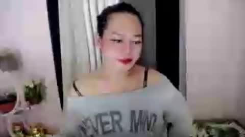 Snapshot of bella_ngo chatting on July 12, 12:51 pm bella_ngo online show from July 12, 12:51 pm