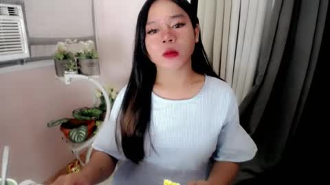 Snapshot of bella_ngo chatting on July 21, 7:49 pm bella_ngo online show from July 21, 7:49 pm