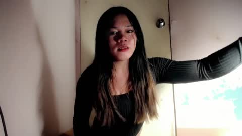 Snapshot of bella_ngo chatting on July 26, 6:32 am bella_ngo online show from July 26, 6:32 am