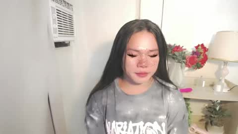 Snapshot of bella_ngo chatting on August 2, 7:45 pm bella_ngo online show from August 2, 7:45 pm
