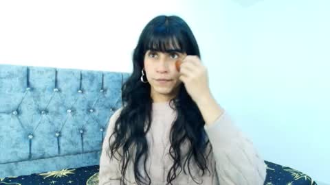 Snapshot of bella_poisonous chatting on September 15, 12:54 am Bella online show from September 15, 12:54 am