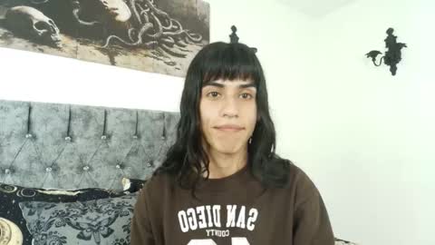 Bella online show from March 18, 8:45 pm