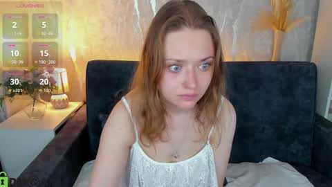 Linda Bella online show from July 5, 1:01 am