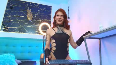     online show from November 11, 9:26 pm