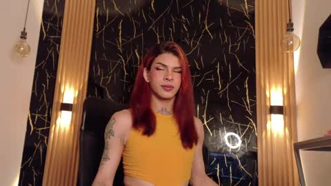 Snapshot of bella_salvatore chatting on May 25, 8:48 pm online show from May 25, 8:48 pm