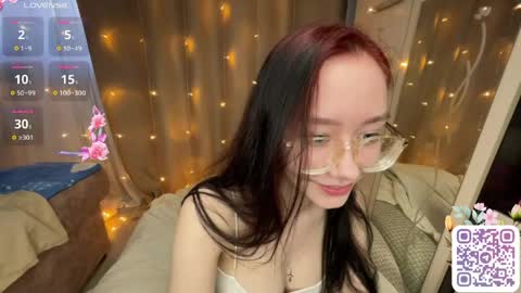 Bella online show from May 13, 3:37 am