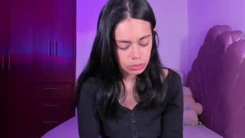 Snapshot of bella_sun_ chatting on October 9, 5:05 am Valeria Model Independent online show from October 9, 5:05 am