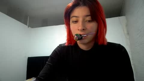bella_thorne1999 online show from July 2, 2:22 am
