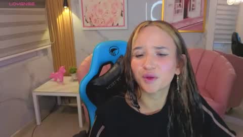 Bella online show from July 29, 2:32 am