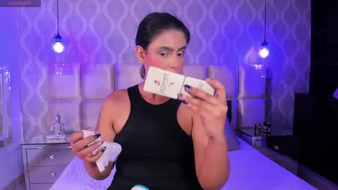 bellaagrace online show from June 7, 4:05 am