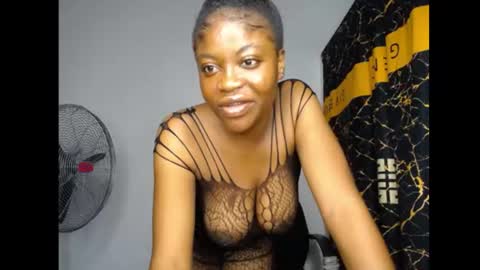 bella online show from June 12, 5:45 pm