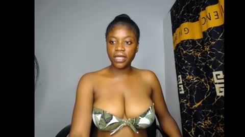 bella online show from June 26, 8:46 pm
