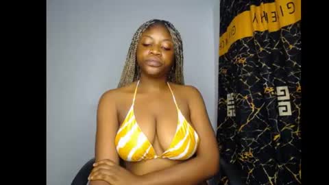 bella online show from July 28, 7:39 pm