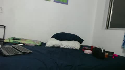 Snapshot of bellabbys8 chatting on October 6, 6:22 am bellabbys8 online show from October 6, 6:22 am