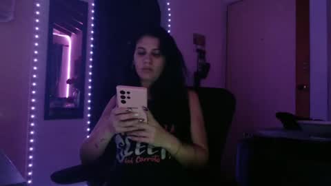 Snapshot of bellabbys8 chatting on November 15, 7:27 am bellabbys8 online show from November 15, 7:27 am