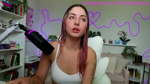Snapshot of bellabeauu chatting on July 16, 4:24 pm bella beau online show from July 16, 4:24 pm