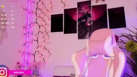 Bella online show from July 28, 7:39 pm