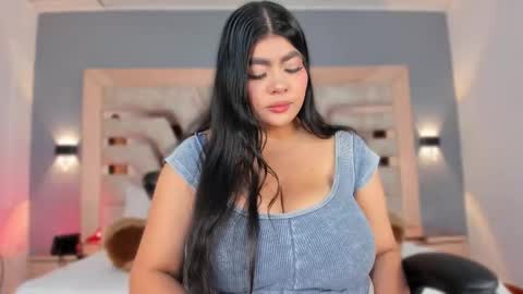 Snapshot of bellaboobs_ chatting on November 19, 7:36 pm bellaboobs_ online show from November 19, 7:36 pm