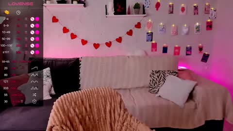 hello guys im Bella online show from February 11, 2:49 am