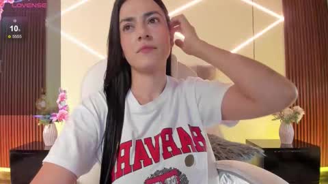 Bella Clair online show from January 6, 1:59 pm