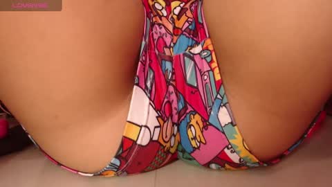 Snapshot of bellacontessa21 chatting on February 22, 9:59 pm marcell online show from February 22, 9:59 pm