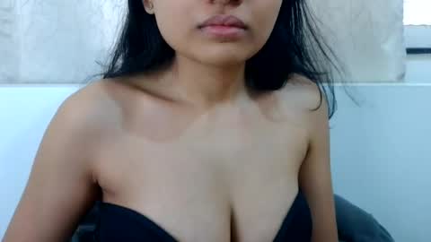 bellacrystall online show from June 23, 6:44 am