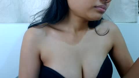 bellacrystall online show from July 12, 10:28 am