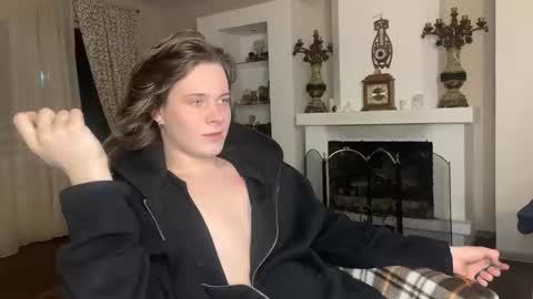 Baila online show from February 9, 10:25 pm