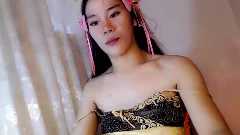 Snapshot of bellafucks1 chatting on December 14, 5:07 am Bella rowt online show from December 14, 5:07 am