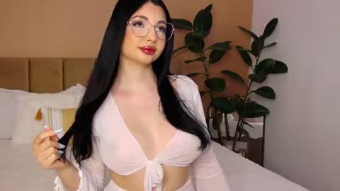 Snapshot of bellahere chatting on June 20, 6:49 am Diana online show from June 20, 6:49 am