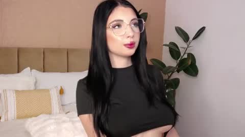 Snapshot of bellahere chatting on July 10, 7:12 am Diana online show from July 10, 7:12 am