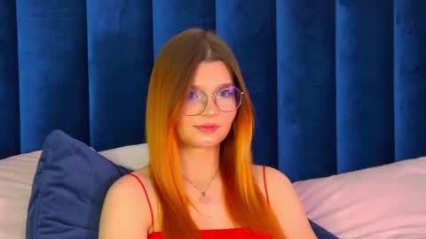 BellaMarebelle online show from February 20, 5:35 pm