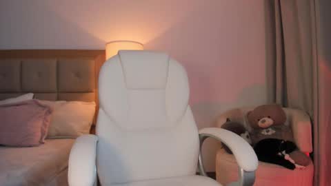 Snapshot of bellamia_ chatting on November 14, 11:46 pm Bella Mia online show from November 14, 11:46 pm