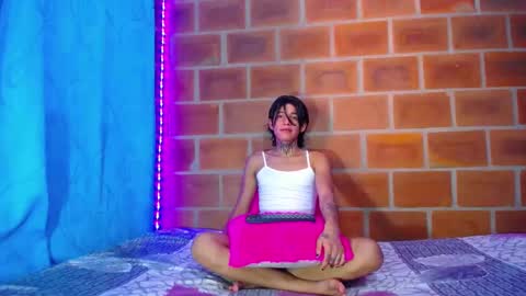 bellamy_094 online show from September 24, 6:22 pm