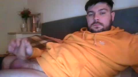 Snapshot of bellandballs chatting on December 22, 3:44 am bellandballs online show from December 22, 3:44 am