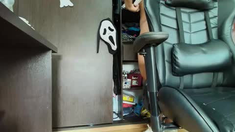 Camille  online show from October 18, 9:15 pm