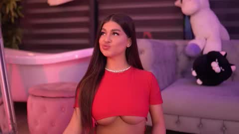 Snapshot of bellanoirre chatting on November 26, 6:31 pm Bella online show from November 26, 6:31 pm