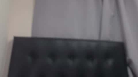 paula online show from March 11, 9:32 pm