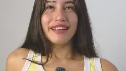 Snapshot of bellaroses__ chatting on July 10, 2:52 pm Bella online show from July 10, 2:52 pm