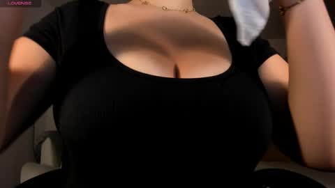  Bella Rose  online show from December 17, 4:29 am