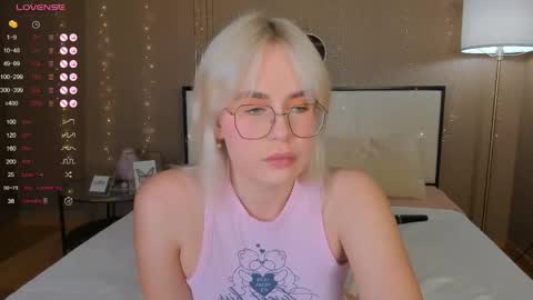 Bella online show from September 21, 12:45 am