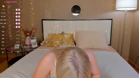 Bella online show from November 24, 12:43 am