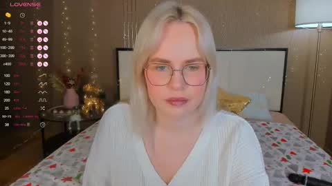 Bella online show from January 19, 12:47 am