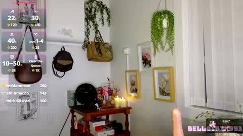 Snapshot of bellatrix993 chatting on March 2, 7:32 am bellatrix993 online show from March 2, 7:32 am