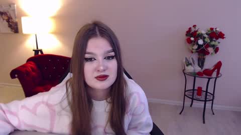 Snapshot of bellaveller chatting on February 5, 9:46 am BellaVeller online show from February 5, 9:46 am