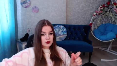 Snapshot of bellaveller chatting on March 7, 10:35 am BellaVeller online show from March 7, 10:35 am