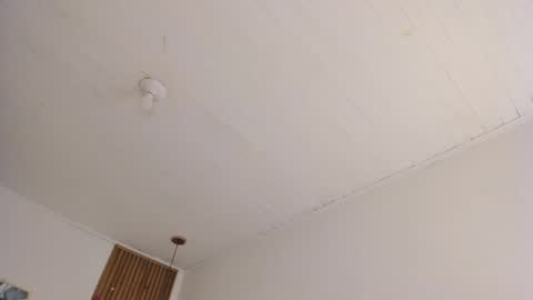 Snapshot of bellawoods_ chatting on June 7, 1:37 pm laukyubey online show from June 7, 1:37 pm