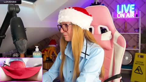 Alice online show from December 23, 10:53 am