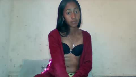 belle_annah online show from March 15, 6:52 am