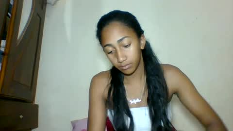 Snapshot of belle_annah chatting on July 8, 2:43 pm belle_annah online show from July 8, 2:43 pm